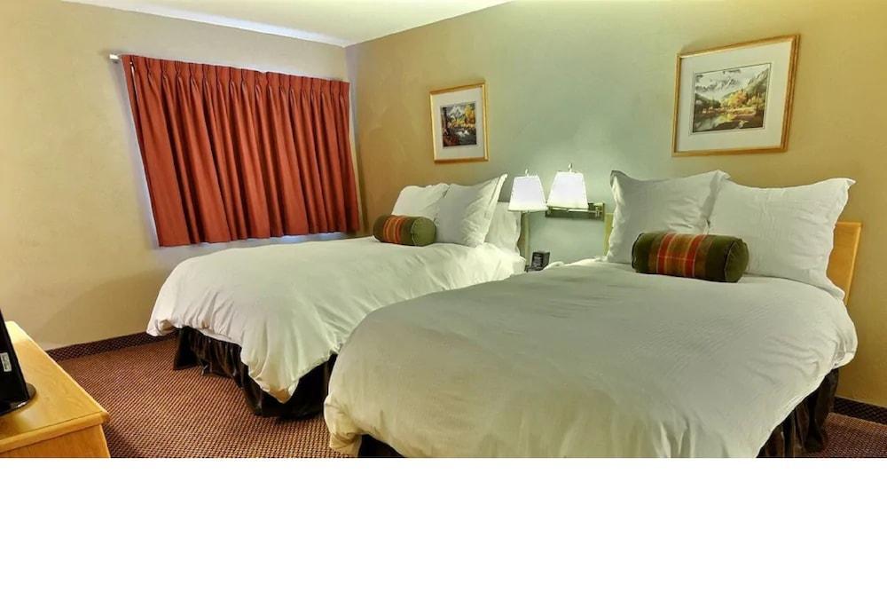 Whitewater Inn Big Sky Ngoại thất bức ảnh